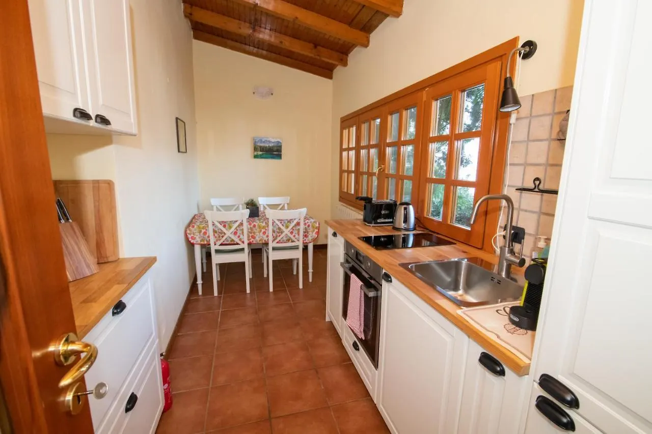 Villa Rina Deluxe And Cottage بورتو تْشاريسيو