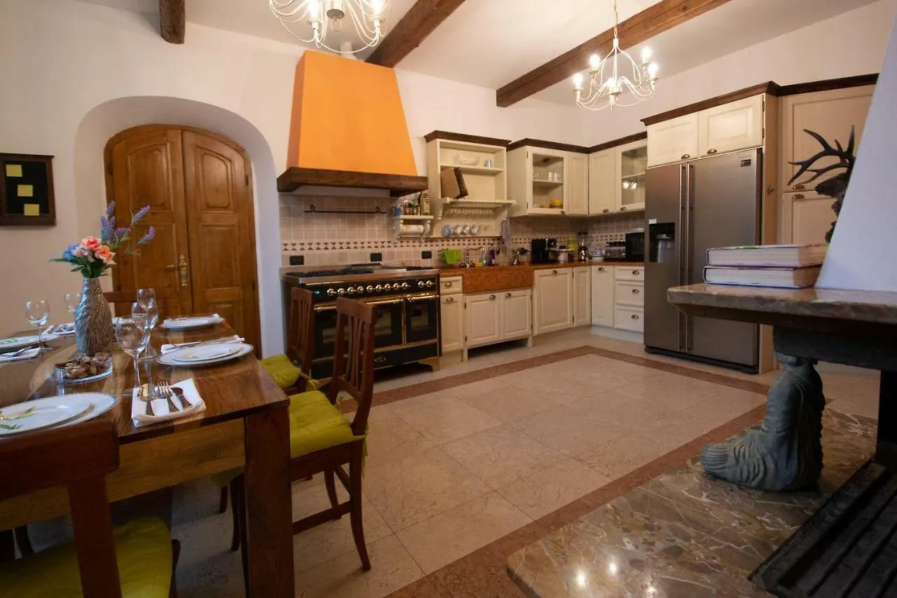 Villa Rina Deluxe And Cottage بورتو تْشاريسيو إيطاليا