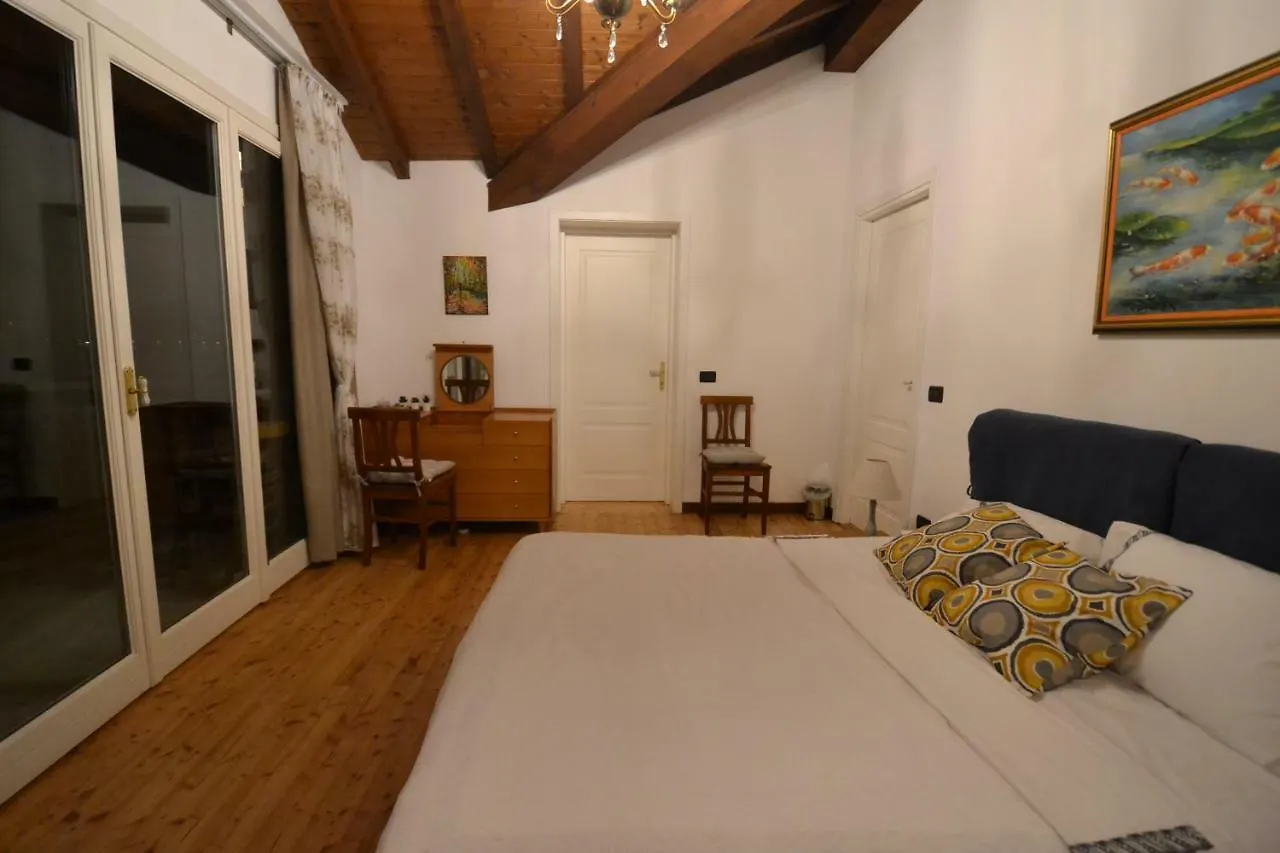 Villa Rina Deluxe And Cottage بورتو تْشاريسيو
